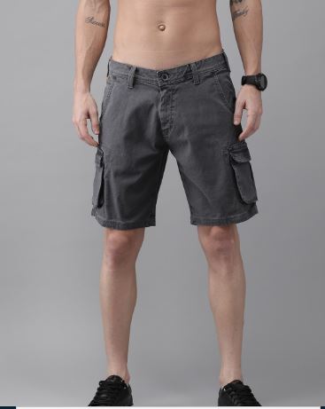 40% Off on Men Regular Fit Cargo Shorts- Myntra